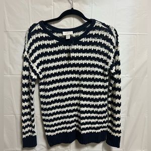 NWT Ann Taylor Loft Sweater. Size Medium. Navy and White.